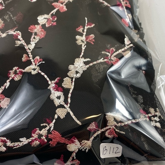 White House Black Market Long Sleeve Floral Embroidered Mesh Top w/Cami Sz L - Picture 16 of 16